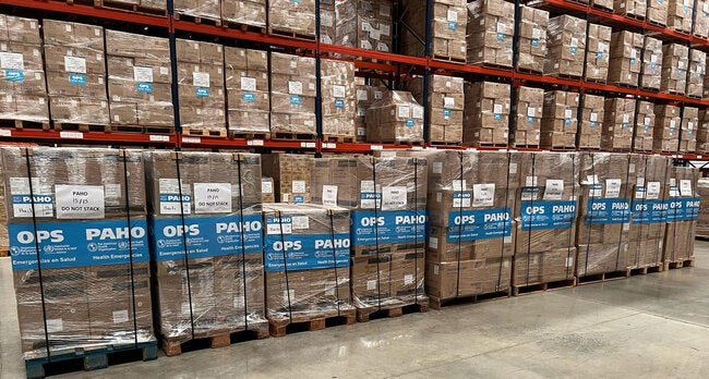 Enquanto a crise humanitária continua, Paho envia quase três toneladas de medicamentos essenciais e suprimentos de saúde para o Haiti - Paho/que