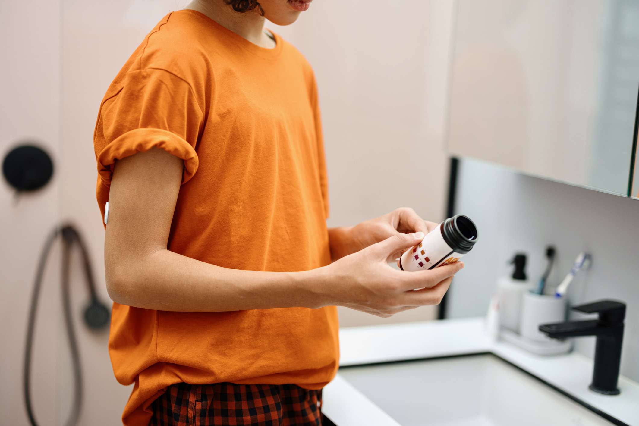 Quais suplementos podem fazer seu cocô cheirar?