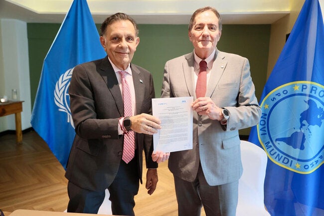 Paho e Unops assinam um novo acordo para promover e fortalecer os sistemas de saúde na América Latina e no Caribe - Paho/que