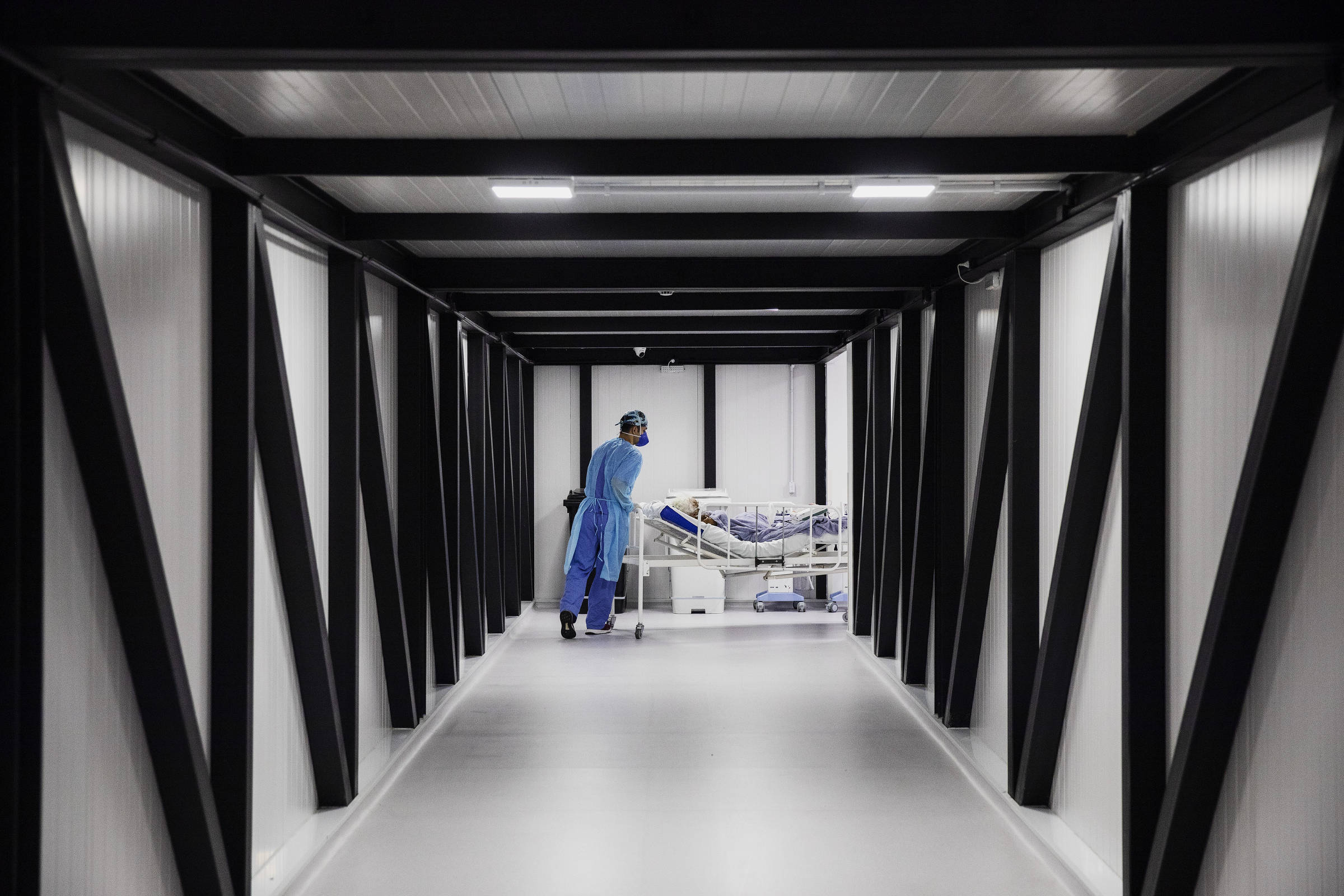 Há 5 anos, consórcio deu transparência a dados da pandemia - 07/06/2025 - Equilíbrio e Saúde