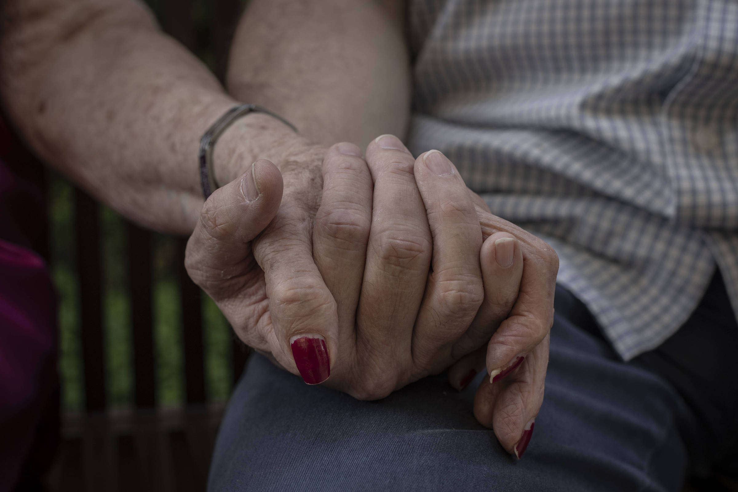 Exame de sangue pode facilitar diagnóstico de Alzheimer - 06/06/2025 - Equilíbrio e Saúde