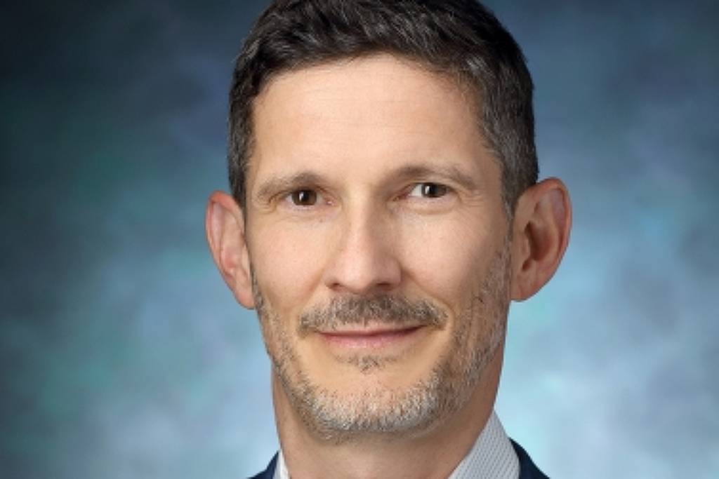 Brasil precisa aumentar imposto de fumo, cerveja e cachaça - 06/07/2025 - Mercado