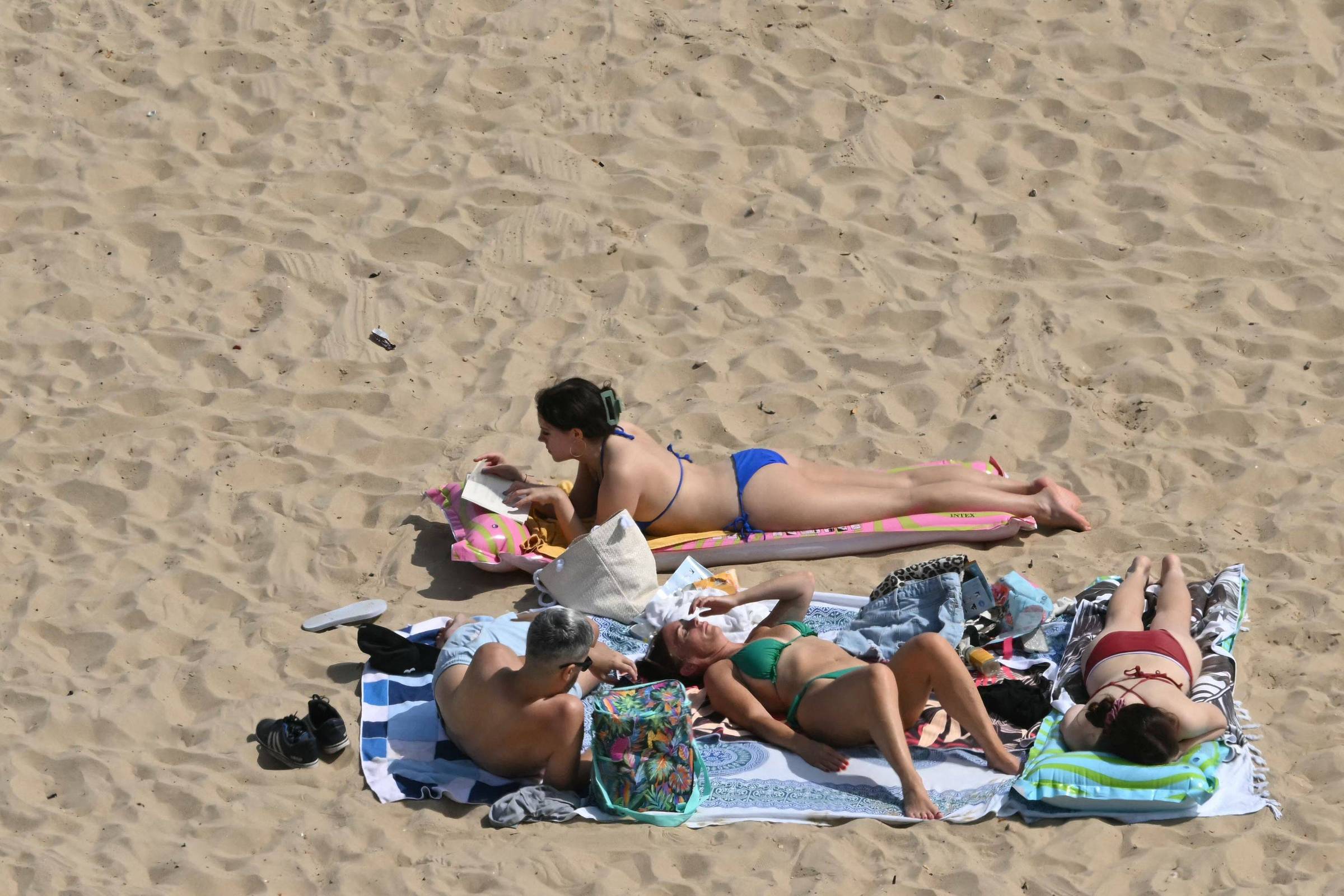 Médicos citam benefícios do sol para o corpo humano - 12/07/2025 - Equilíbrio e Saúde