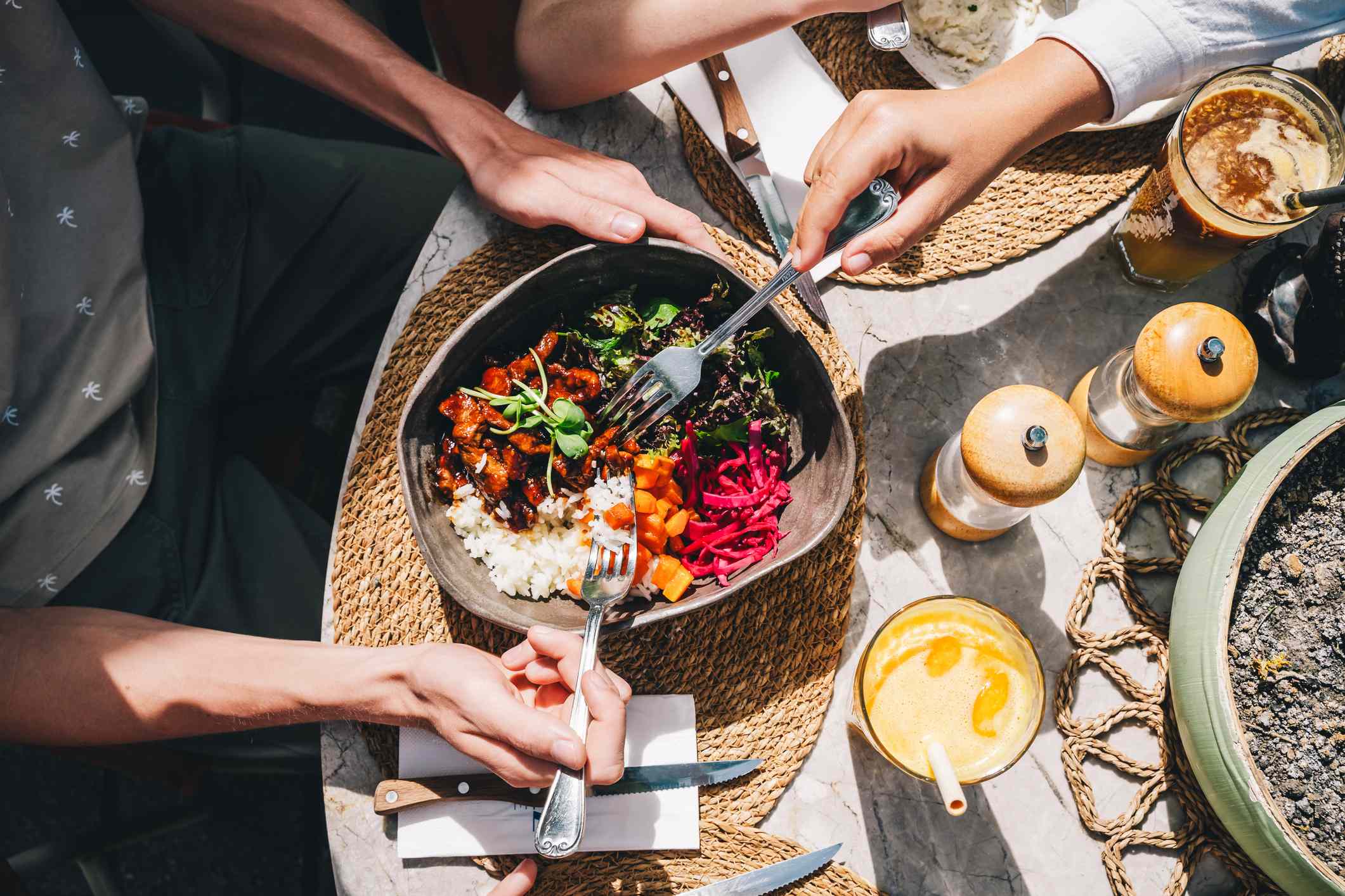 O que acontece com o seu açúcar no sangue quando você pula as refeições?