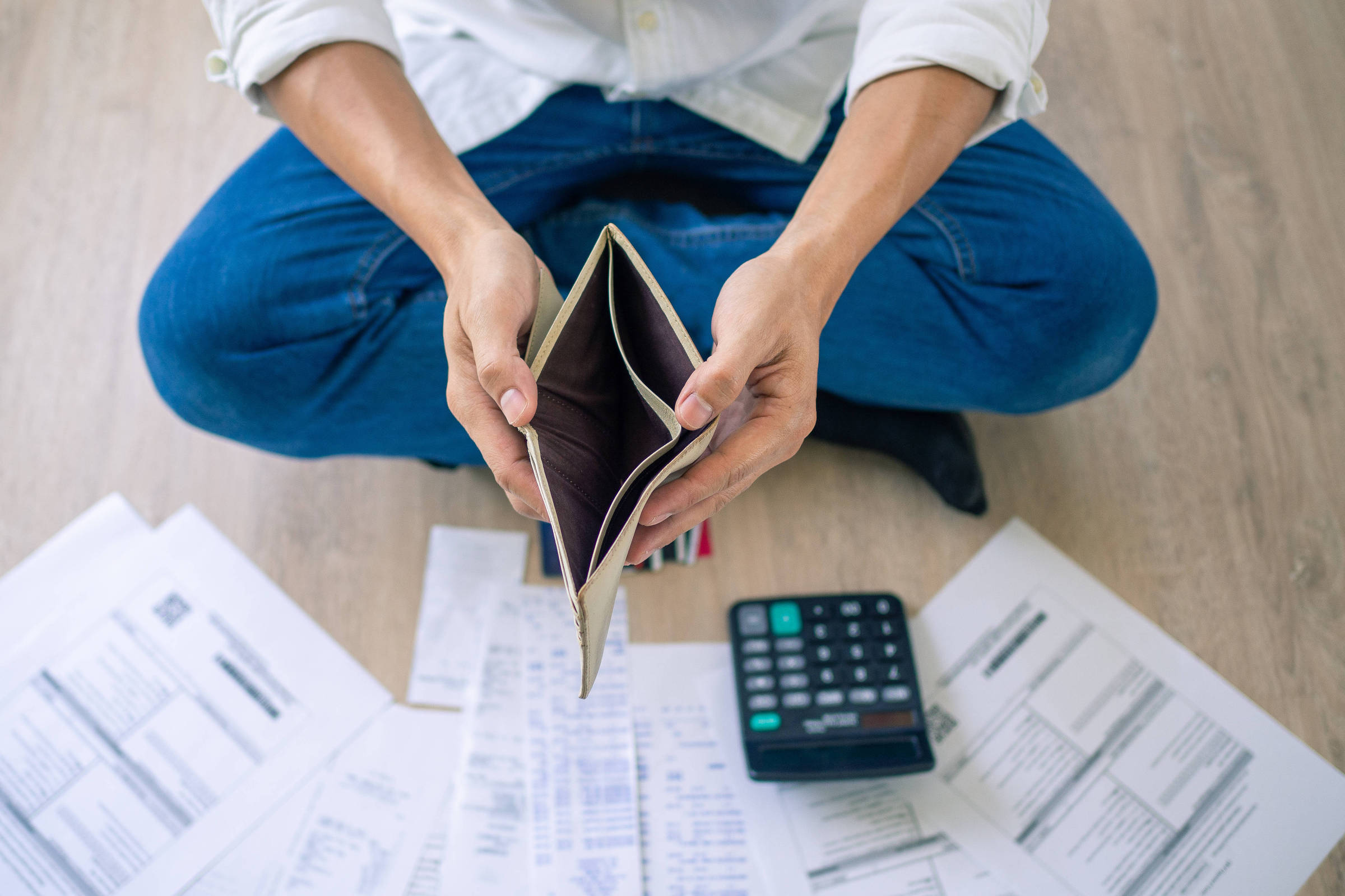 Situação financeira afeta saúde mental dos brasileiros - 04/08/2023 - Saúde Mental