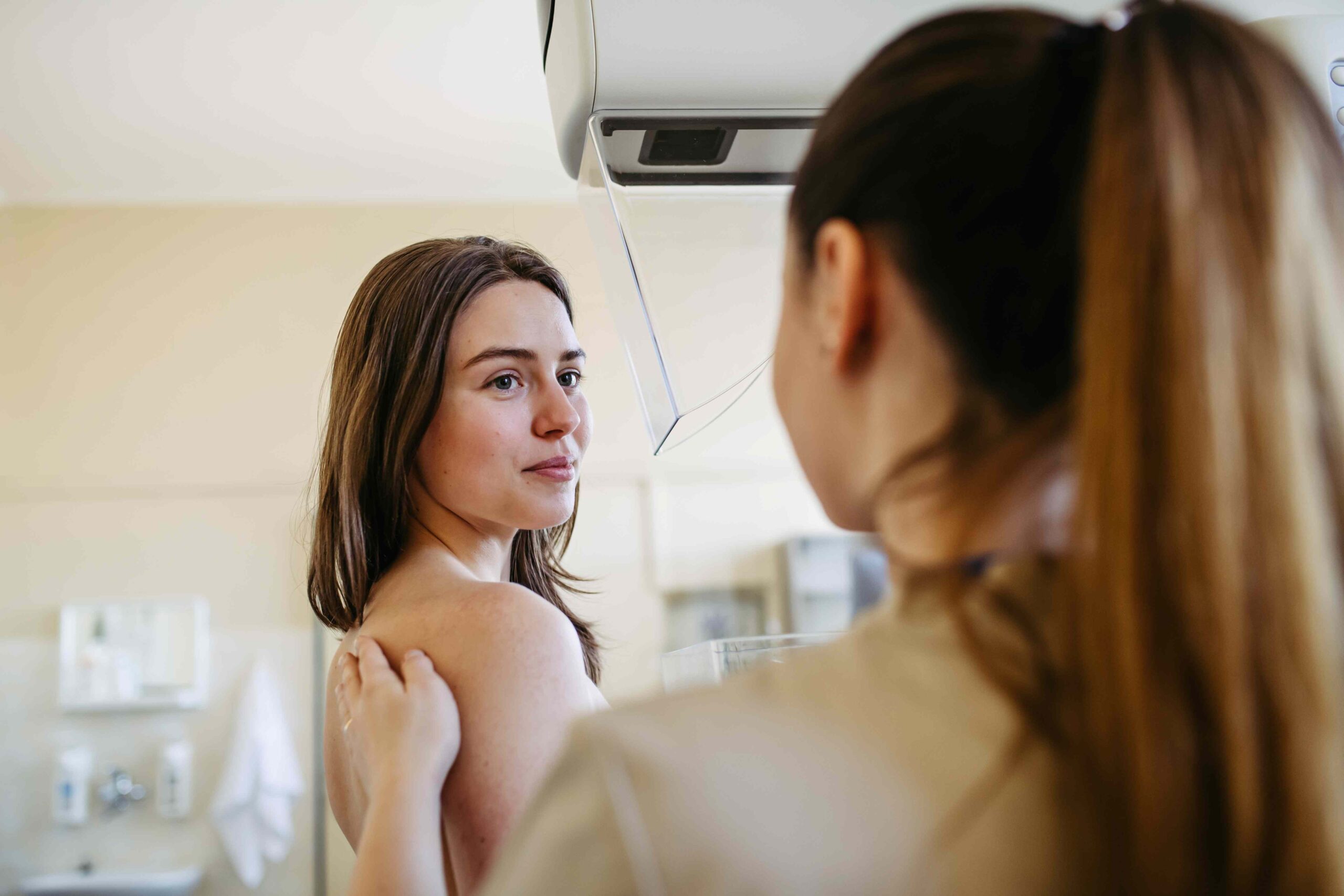 Por que pular a primeira mamografia pode ser mais perigoso do que você pensa