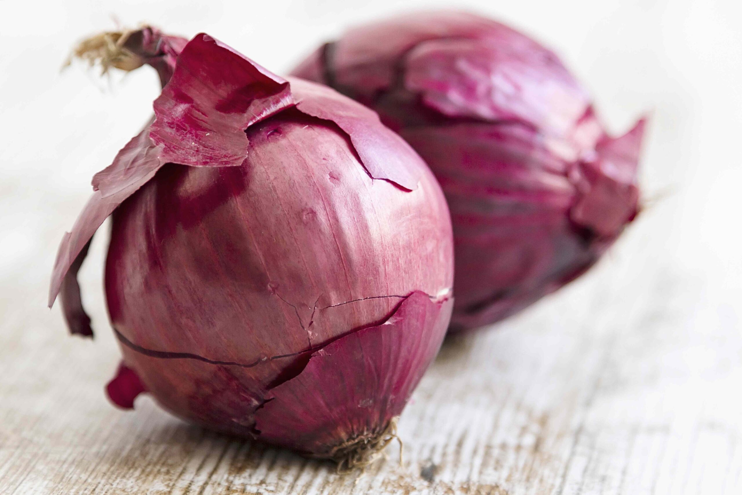 Não jogue essas cascas de cebola - elas são, na verdade, mais nutritivas do que você pensa