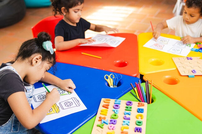 América Latina e Caribe renovam compromisso para acabar com a violência contra crianças e adolescentes na consulta regional OPAS-UNICEF - OPAS/OMS