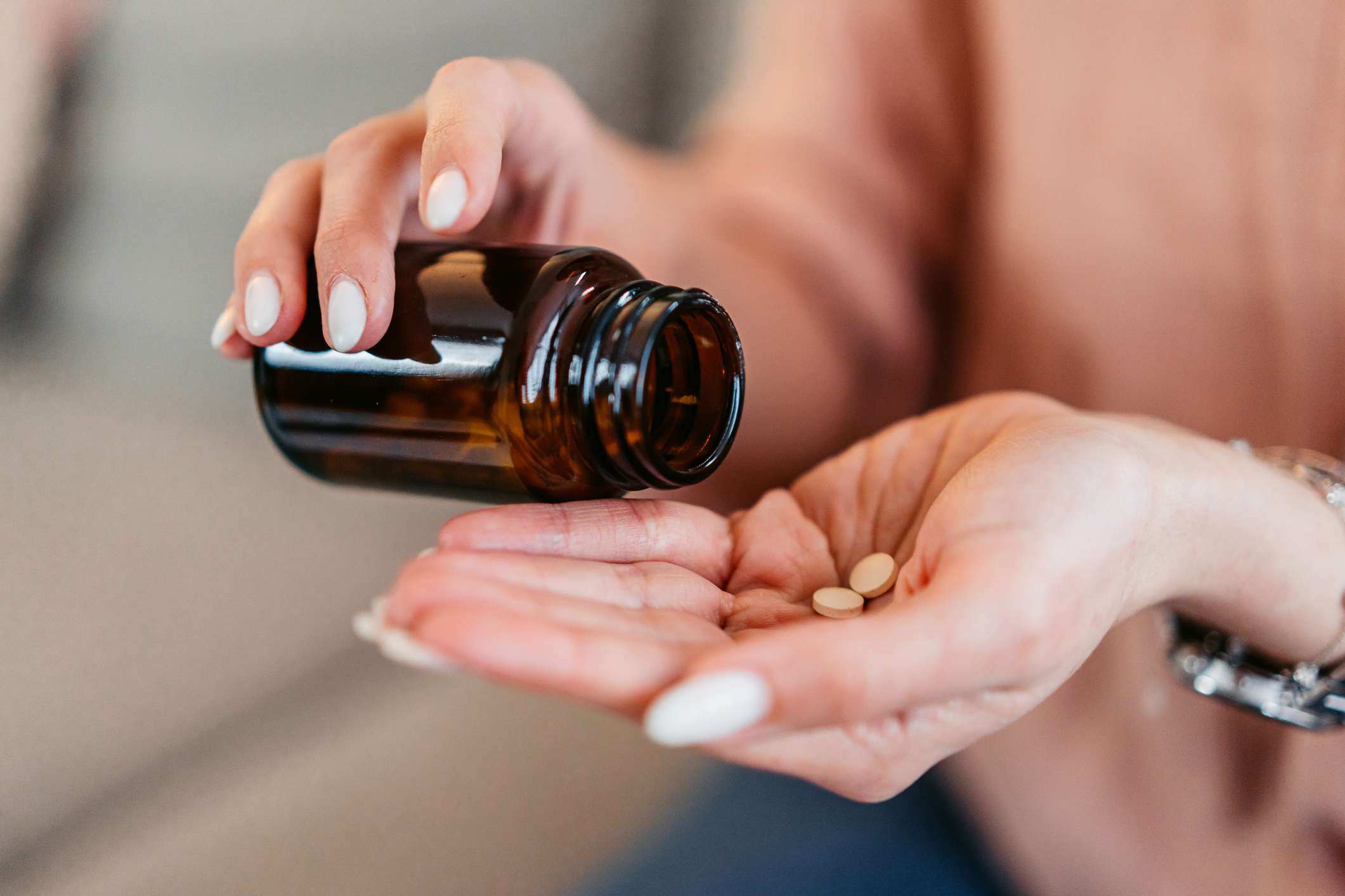 A melhor hora para tomar Ashwagandha para alívio do estresse e suporte para dormir