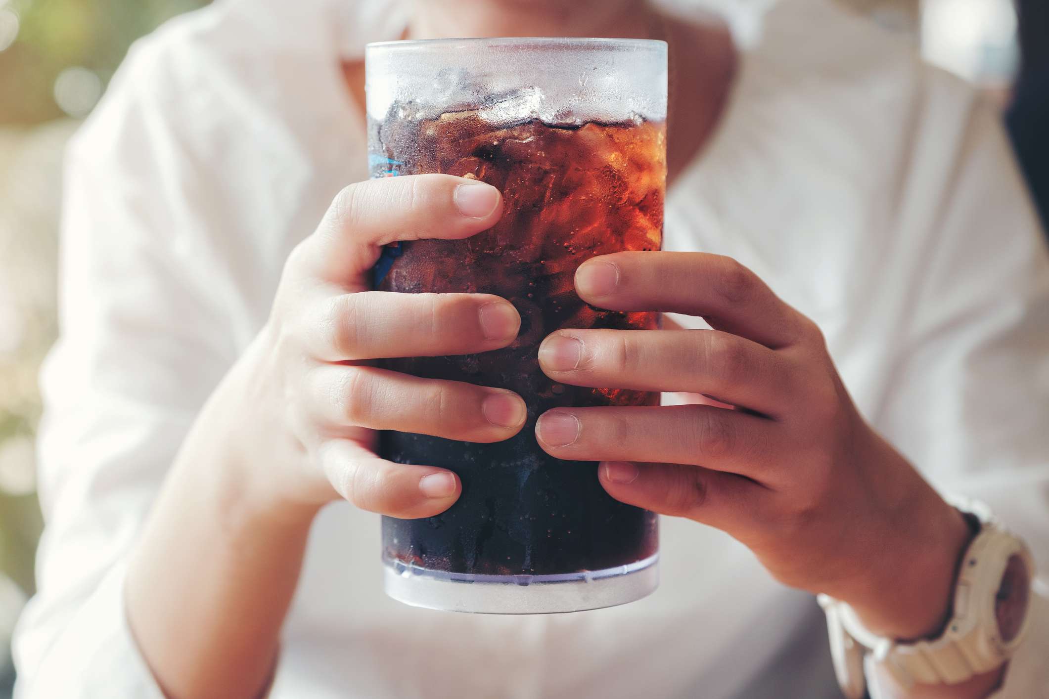 O que acontece com o açúcar no sangue quando você bebe Diet Coke regularmente