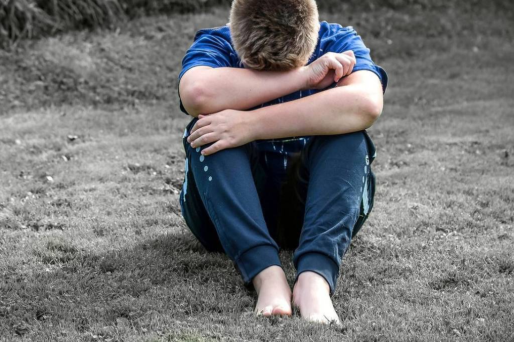 Homens jovens lideram internações por saúde mental - 08/12/2025 - Equilíbrio e Saúde