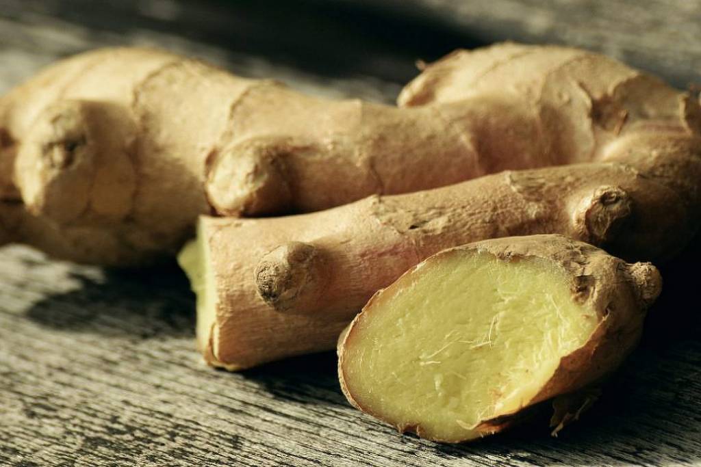 Óleo de gengibre para compressa