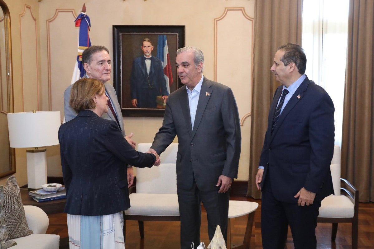 florete cumprimenta albinader