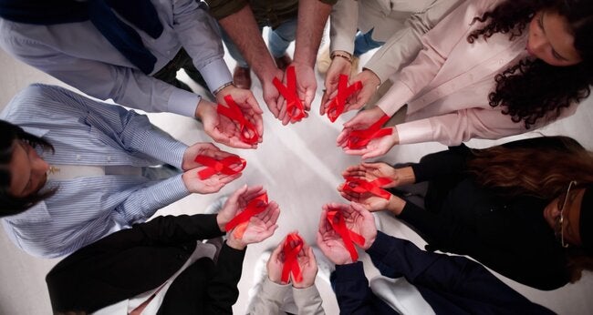 OPAS lança Aliança Regional para acelerar a eliminação do HIV nas Américas - OPAS/OMS